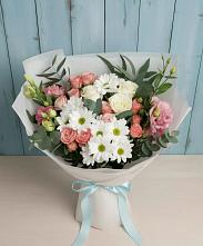 Букет цветов из:  Розы, Лизиантусы и Хризантемы #REPLACE_PRED# Верховажье