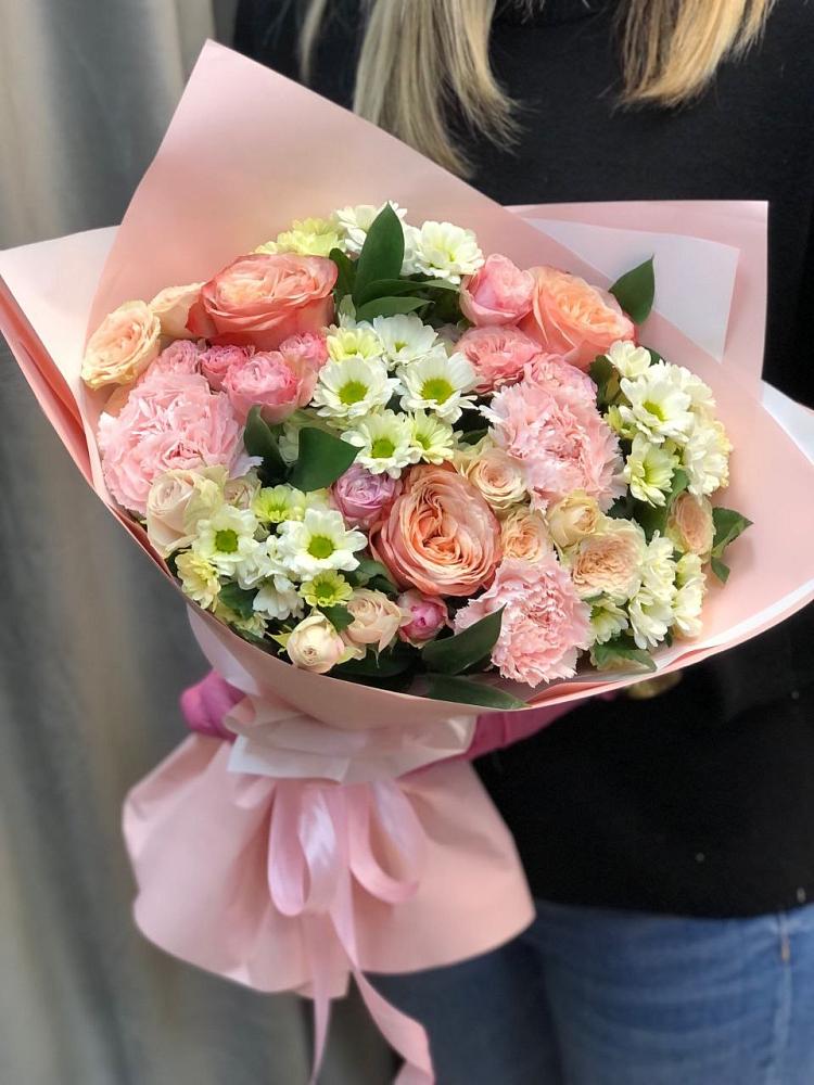 Букет цветов из: Гвоздики, Розы и Хризантемы в Верховажье