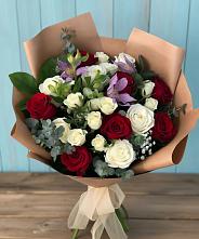 Букет цветов из:  Розы и Альстромерии в Верховажье