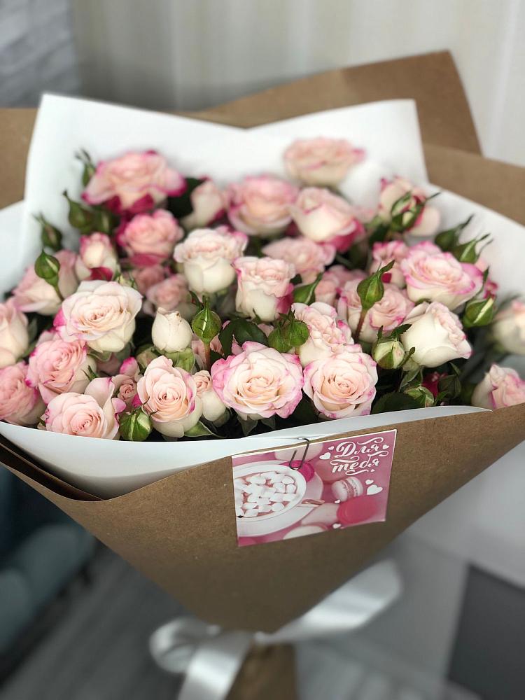 Букет цветов из: Розы в Верховажье