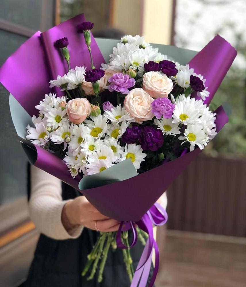 Букет цветов из: Хризантемы, Гвоздики и Розы в Верховажье