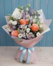 Букет цветов из:  Лизиантусы, Розы, Альстромерии и Гипсофила #REPLACE_PRED# Верховажье