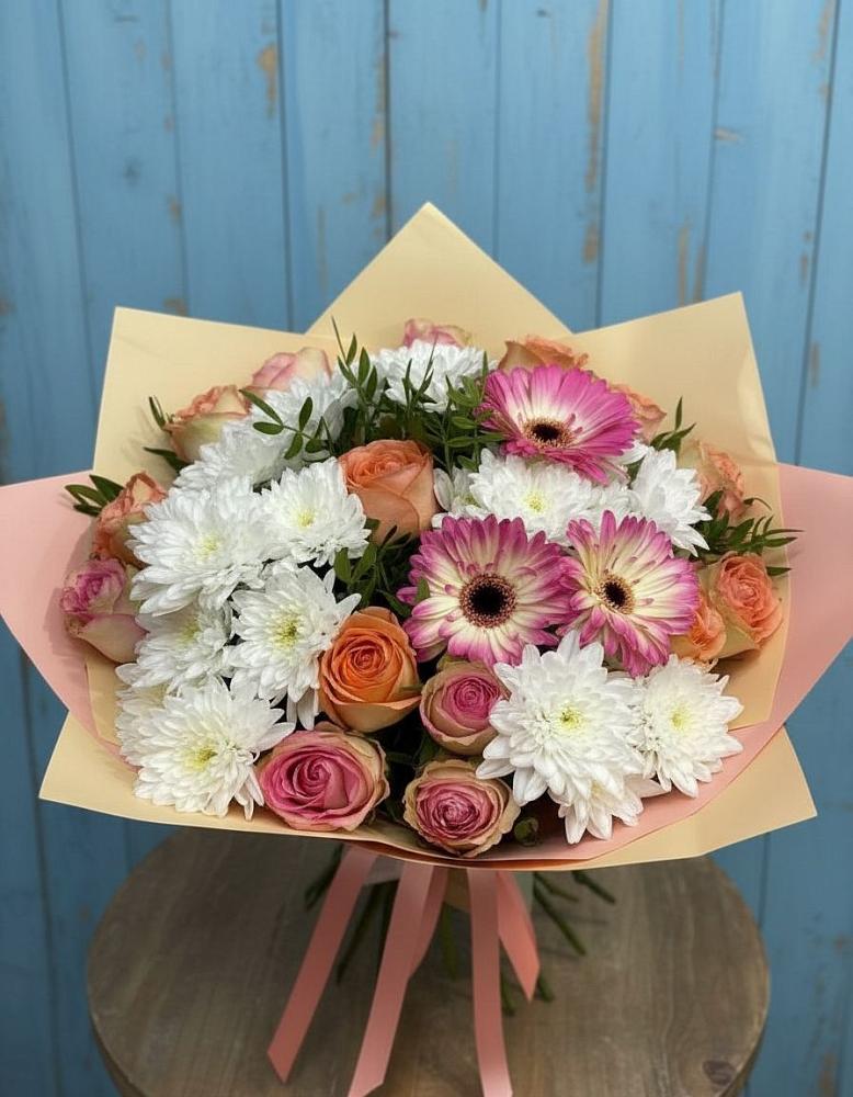 Букет цветов из: Розы, Герберы и Хризантемы в Верховажье