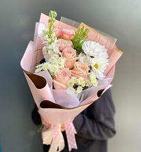 Букет цветов из:  Хризантемы и Розы в Верховажье