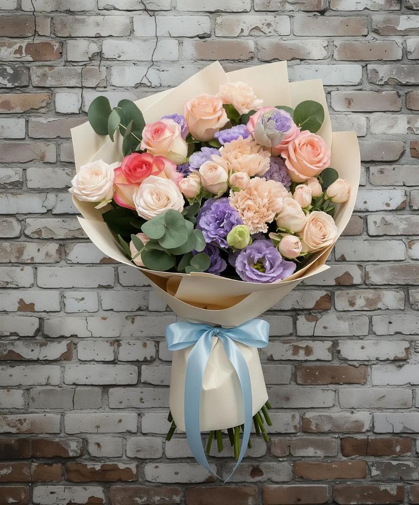 Букет цветов из: Розы, Лизиантусы и Гвоздики в Верховажье